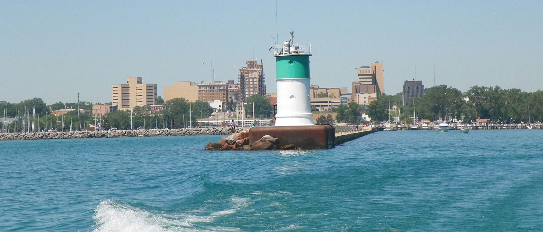 2100x900_Base-WAUKEGAN-Highlights-003 View out on the waterfront of the Waukegan Harbor Light.